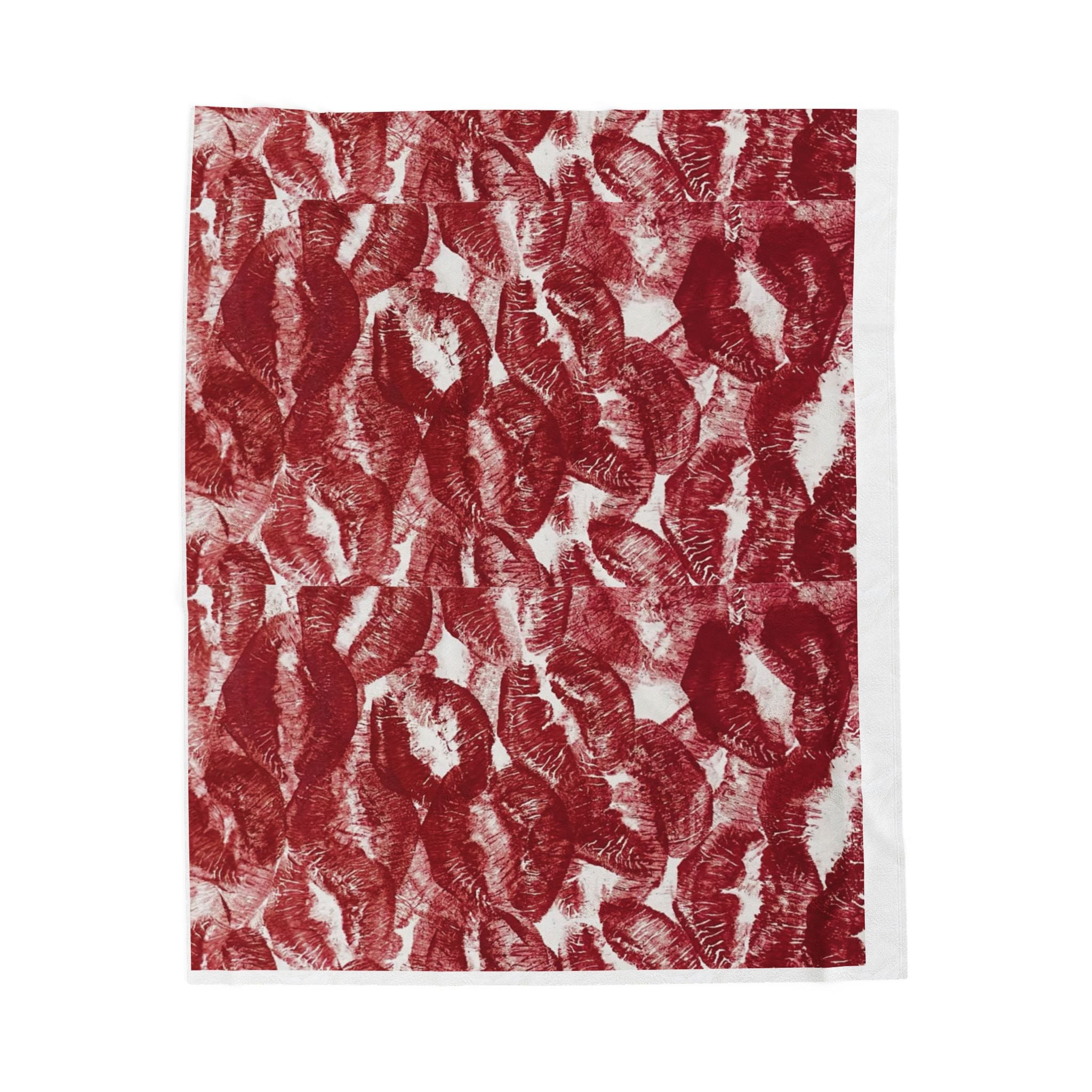 Kiss Print Velveteen Plush Blanket — Soft Red Lip Pattern Throw for Valentine’s Day
